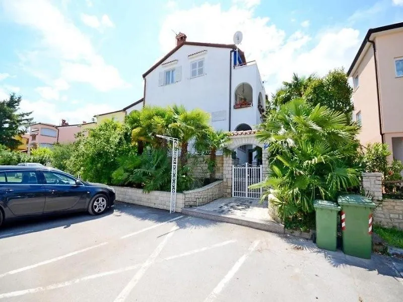 Guest house Apartments Aurora Porec