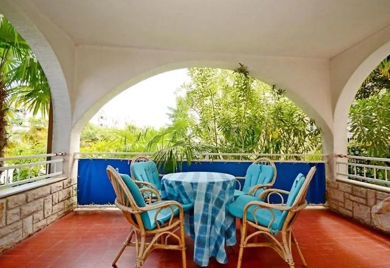 Apartments Aurora Porec Guest house