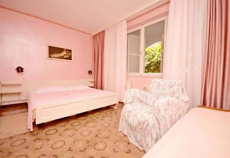 Apartments Aurora Porec Croatia