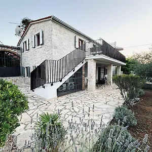  Apartmán Koronsovac House With 4